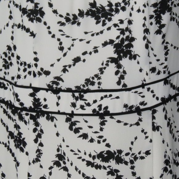 Talbots Sleeveless Black Off White Dress Godets Sheath - Picture 3 of 9